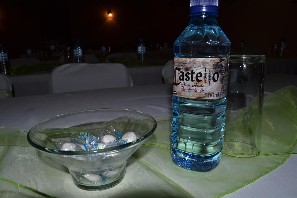 Castello Guesthouse Vryburg 外观 照片