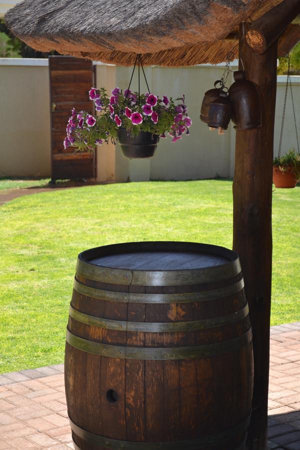Castello Guesthouse Vryburg 外观 照片